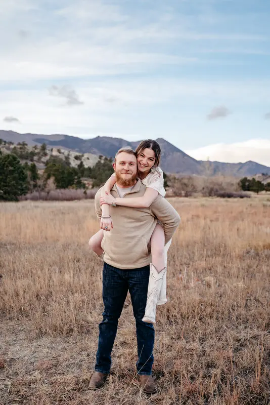 Coastal engagement session, photo 18