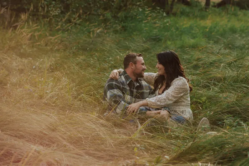 Coastal engagement session, photo 23