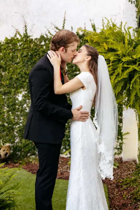 Wedding day selects across ceremonies and receptions, photo 8
