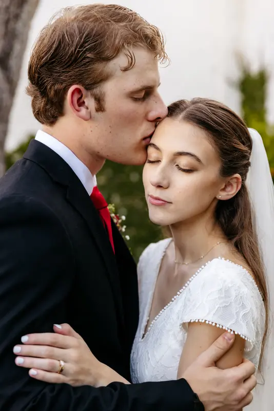 Wedding day selects across ceremonies and receptions, photo 12