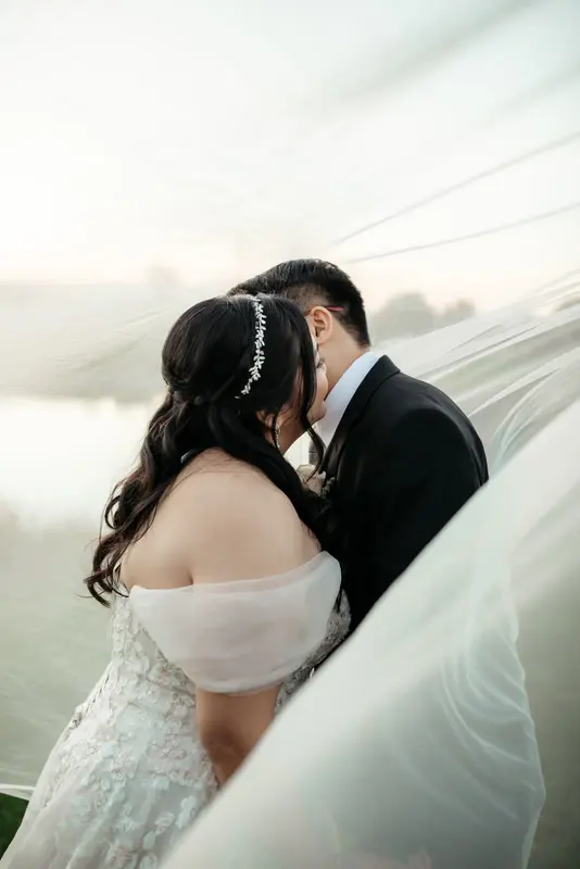 Hilltop terrace wedding, photo 16