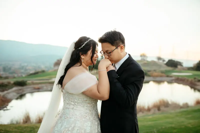 Hilltop terrace wedding, photo 40