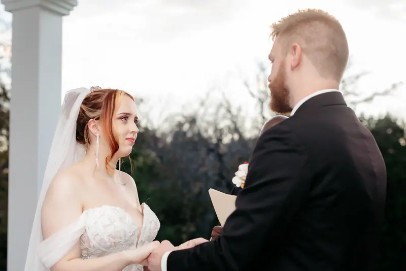 Ceremony at a glass-walled venue, photo 4