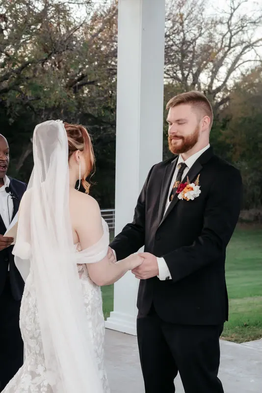 Ceremony at a glass-walled venue, photo 45