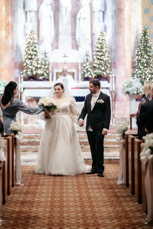 Winter ballroom wedding, photo 8