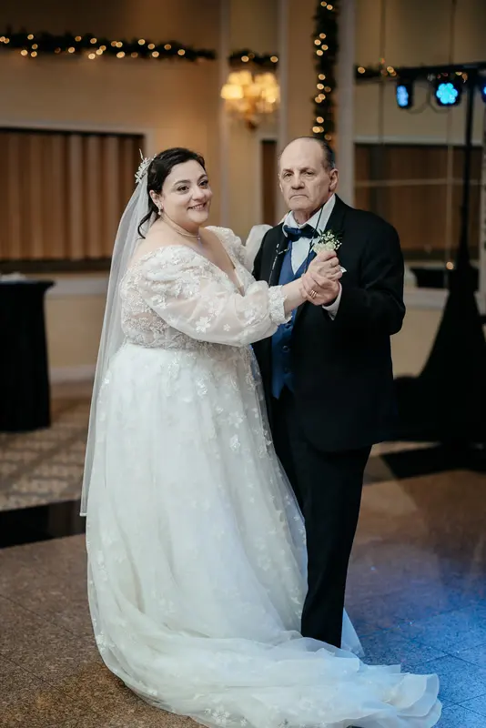 Winter ballroom wedding, photo 11