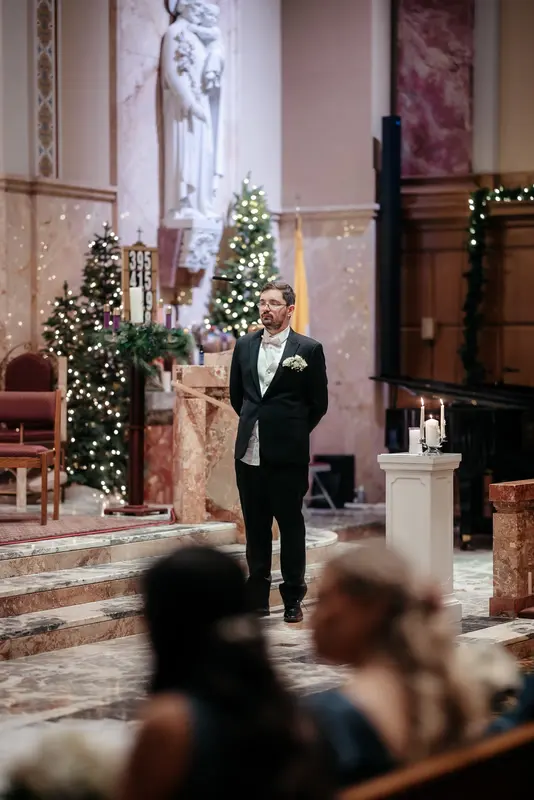 Winter ballroom wedding, photo 14