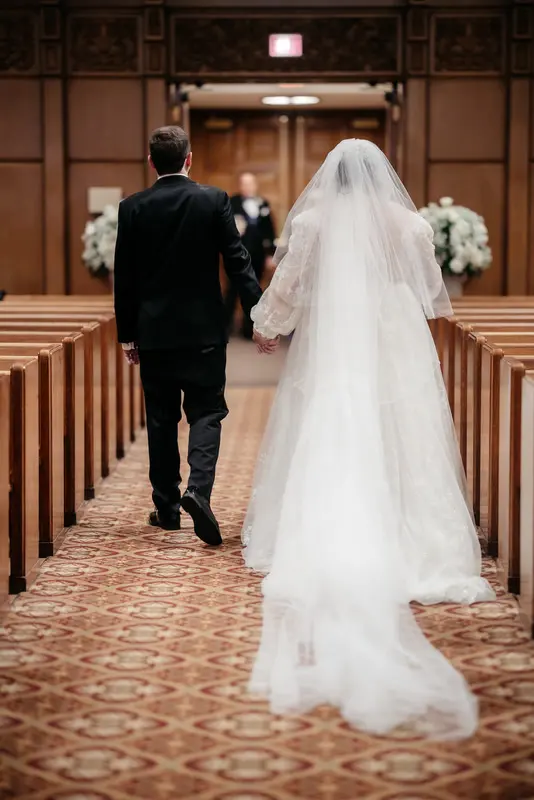 Winter ballroom wedding, photo 17