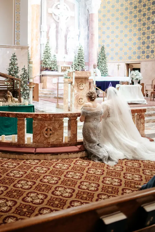 Winter ballroom wedding, photo 33