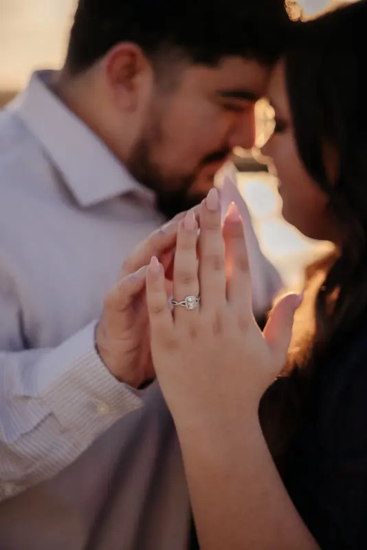 Autumn engagement session at golden hour, photo 8