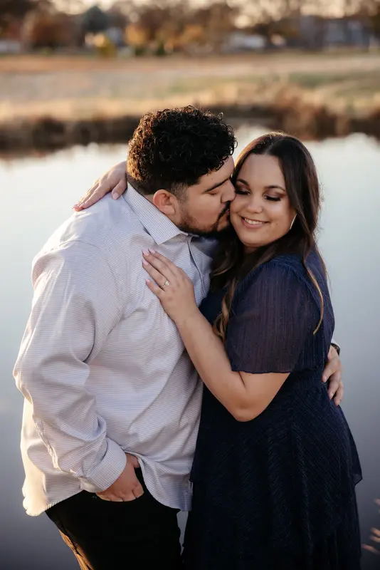 Autumn engagement session at golden hour, photo 24
