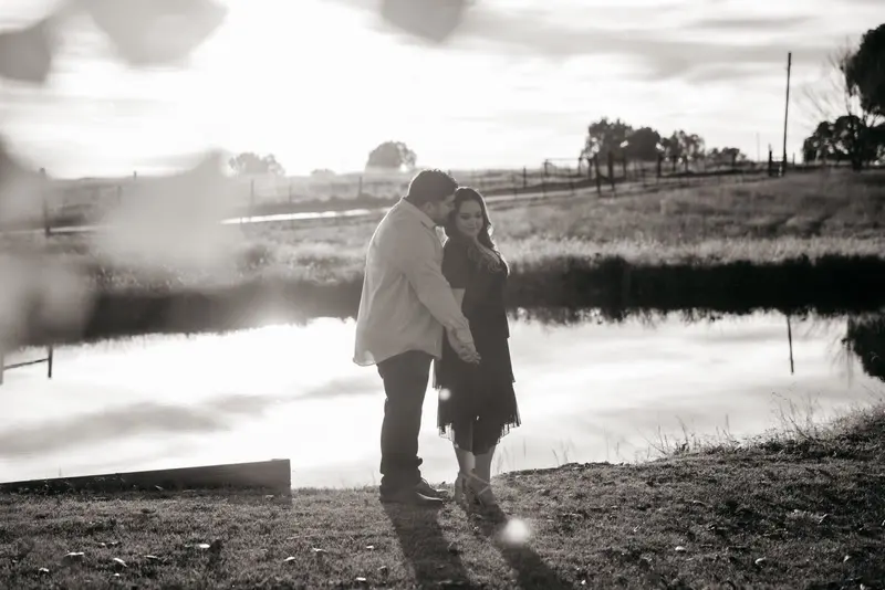 Autumn engagement session at golden hour, photo 31