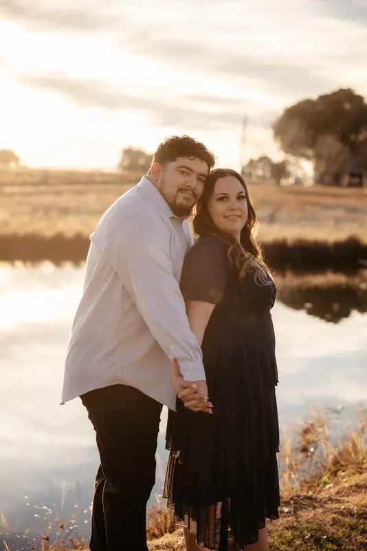 Autumn engagement session at golden hour, photo 34