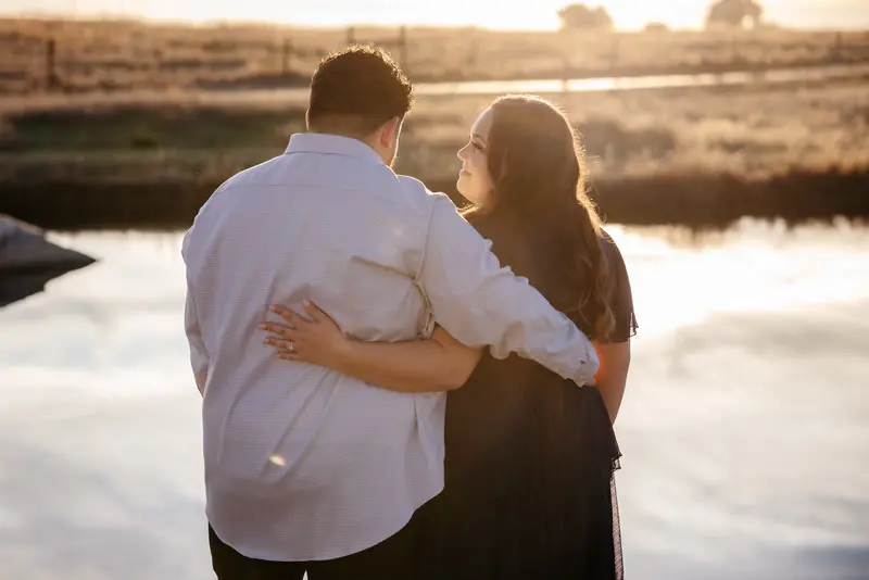 Autumn engagement session at golden hour, photo 37