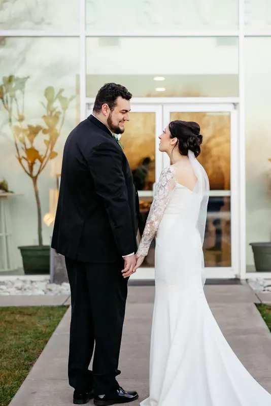 Greenhouse wedding, getting ready to reception, photo 2