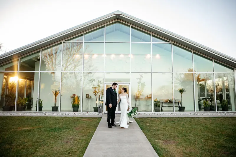 Greenhouse wedding, getting ready to reception, photo 36