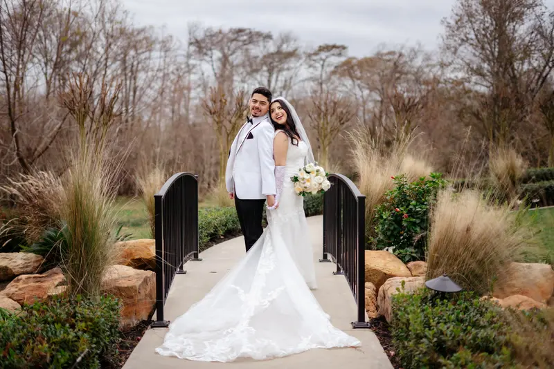 White barn autumn wedding, photo 9