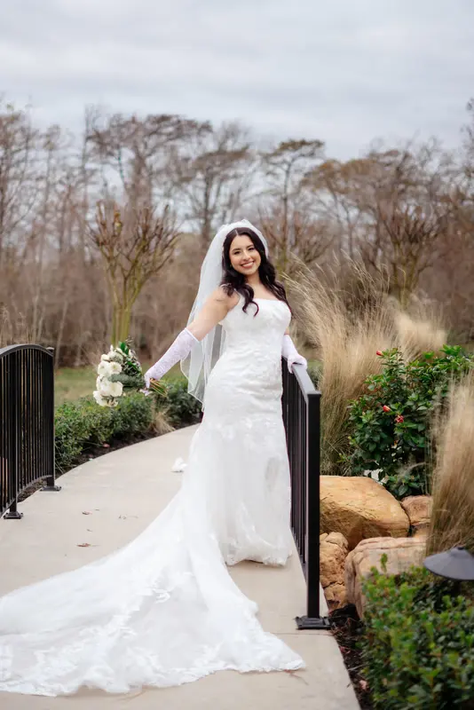 White barn autumn wedding, photo 43